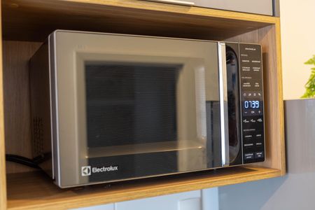 Cozinha - Microndas de kitnet/studio para alugar com 1 quarto, 23m² em Butantã, São Paulo