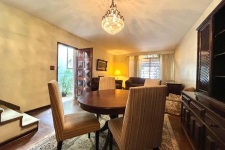 Sala de casa à venda com 3 quartos, 162m² em Campo Belo, São Paulo