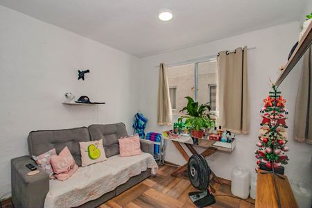 Sala de apartamento para alugar com 2 quartos, 60m² em Mário Quintana, Porto Alegre