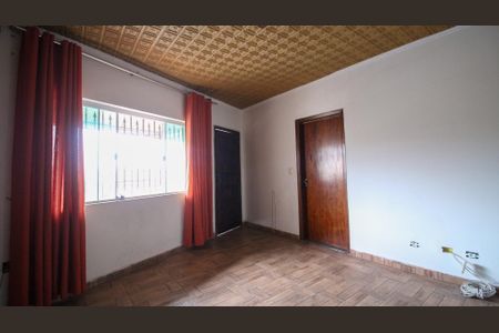 Casa para alugar com 3 quartos, 210m² em Cidade São Mateus, São Paulo