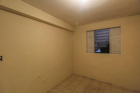 Quarto 2 de casa para alugar com 2 quartos, 125m² em Parque Santa Madalena, São Paulo