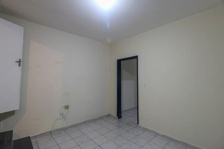 Quarto 1 de casa para alugar com 2 quartos, 125m² em Parque Santa Madalena, São Paulo