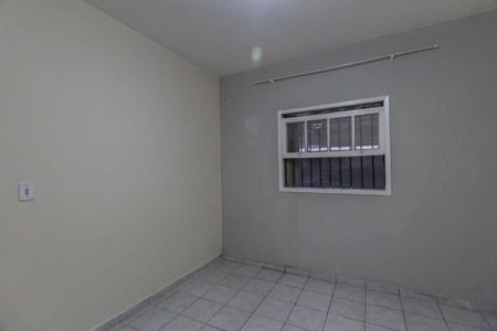 Quarto 1 de casa para alugar com 2 quartos, 125m² em Parque Santa Madalena, São Paulo