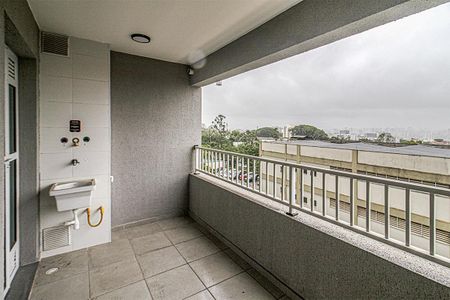 sacada e área de serviço_1 de apartamento para alugar com 2 quartos, 60m² em Vila Vermelha, São Paulo