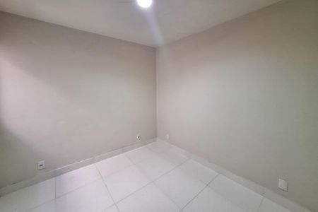 Quarto 1 de casa de condomínio para alugar com 1 quarto, 45m² em Engenho do Mato, Niterói