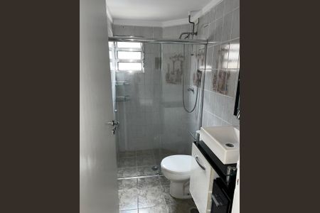 Banheiro de apartamento à venda com 2 quartos, 56m² em Jardim Iporanga, Guarulhos
