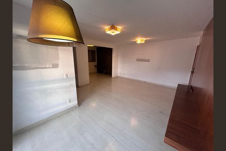 Casa para alugar com 4 quartos, 105m² em Buritis, Belo Horizonte