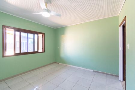 Casa à venda com 2 quartos, 150m² em Rio Branco, Canoas