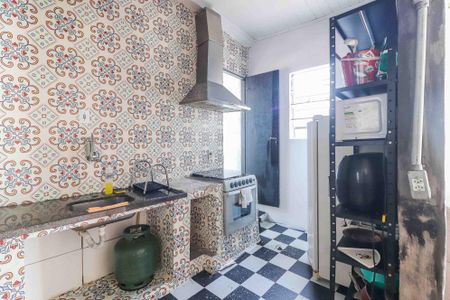 Cozinha de casa para alugar com 1 quarto, 60m² em Jardim das Esmeraldas, São Paulo