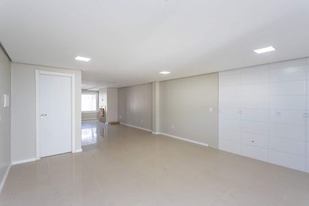 Sala / Cozinha de casa para alugar com 2 quartos, 80m² em Serraria, Porto Alegre