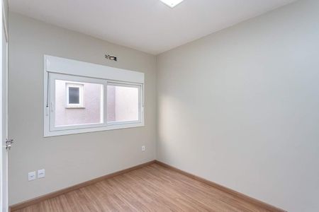 Quarto 2 de casa para alugar com 2 quartos, 80m² em Serraria, Porto Alegre