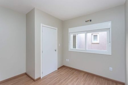 Quarto 2 de casa para alugar com 2 quartos, 80m² em Serraria, Porto Alegre
