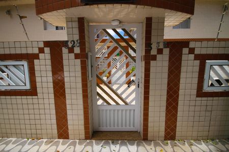 Fachada de kitnet/studio para alugar com 1 quarto, 30m² em Canto do Forte, Praia Grande