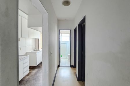 CORREDOR de apartamento para alugar com 2 quartos, 57m² em Santa Terezinha, São Bernardo do Campo