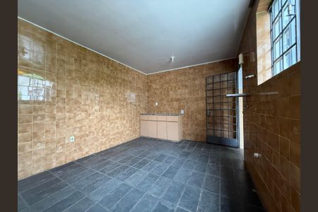 Casa para alugar com 4 quartos, 300m² em Caiçaras, Belo Horizonte