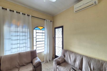 Sala de casa para alugar com 3 quartos, 226m² em Jardim Campos Elíseos, Campinas