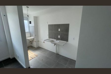 Cozinha de apartamento para alugar com 2 quartos, 45m² em Cecília, Viamão