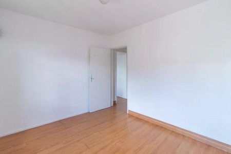 Quarto 2 de apartamento para alugar com 2 quartos, 50m² em Centro, Viamão