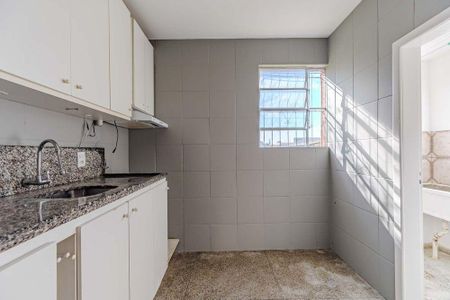 Cozinha de apartamento para alugar com 2 quartos, 48m² em Centro, Viamão