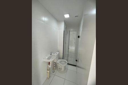 Banheiro de apartamento para alugar com 2 quartos, 38m² em Vila Pereira Cerca, São Paulo
