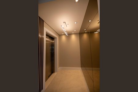 Corredor de apartamento para alugar com 3 quartos, 200m² em Alphaville Empresarial, Barueri