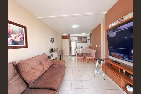 Sala de apartamento à venda com 2 quartos, 64m² em Jardim Tamoio, Jundiaí
