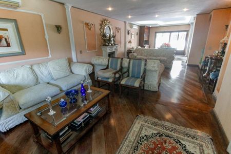 Sala 1 de casa de condomínio à venda com 5 quartos, 509m² em Vila Tramontano, São Paulo