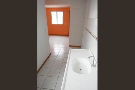 Cozinha de apartamento para alugar com 2 quartos, 45m² em Camaquã, Porto Alegre