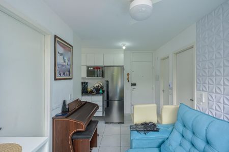 Sala de apartamento para alugar com 2 quartos, 34m² em Jurubatuba, São Paulo