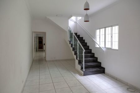 Casa à venda com 3 quartos, 207m² em Jardim Bela Vista, Guarulhos