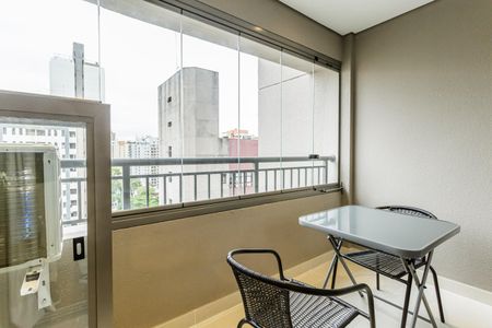 Varanda de kitnet/studio para alugar com 1 quarto, 26m² em Planalto Paulista, São Paulo