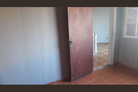 Casa para alugar com 2 quartos, 300m² em Centro, Mogi das Cruzes