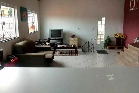 Casa à venda com 4 quartos, 300m² em Vila Formosa, Campinas