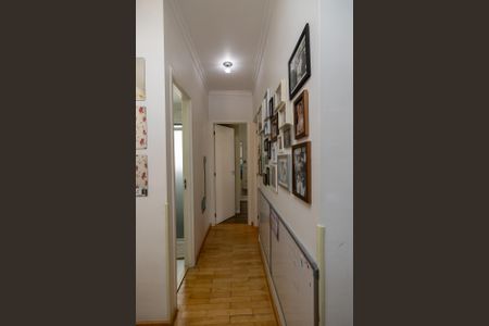 Corredor de apartamento à venda com 2 quartos, 58m² em Tamboré, Barueri