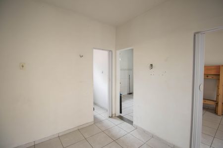 Sala de casa para alugar com 2 quartos, 50m² em Covanca, São Gonçalo