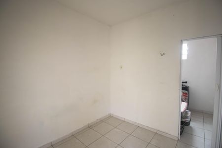 Sala de casa para alugar com 2 quartos, 50m² em Covanca, São Gonçalo