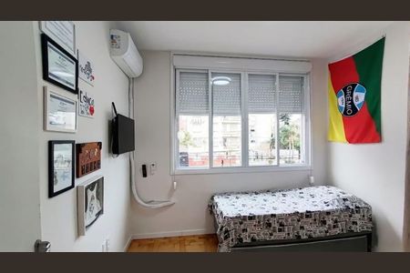 Quarto 1 de apartamento para alugar com 2 quartos, 70m² em Tristeza, Porto Alegre