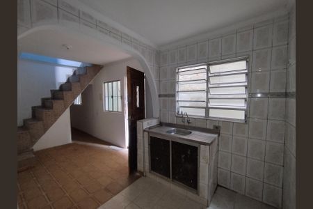 Cozinha - Torneira de casa para alugar com 3 quartos, 70m² em Parque Bristol, São Paulo