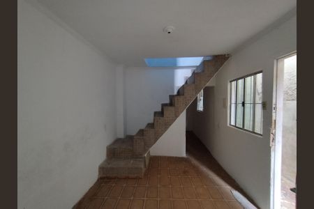 Sala de casa para alugar com 3 quartos, 70m² em Parque Bristol, São Paulo