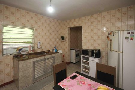 Casa para alugar com 5 quartos, 200m² em Jardim Colorado, São Paulo