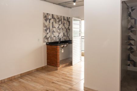 Quarto/Cozinha de kitnet/studio para alugar com 1 quarto, 20m² em Jardim Domitila, São Paulo