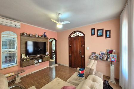 Sala de casa para alugar com 4 quartos, 230m² em Jardim Miranda, Campinas
