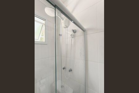 Banheiro da Suíte de casa de condomínio à venda com 3 quartos, 110m² em Colônia, Jundiaí