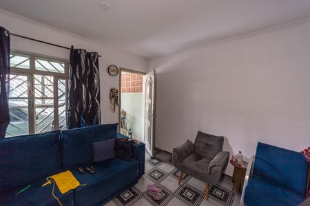 Sala de casa à venda com 4 quartos, 224m² em Vila Mesquita, São Paulo