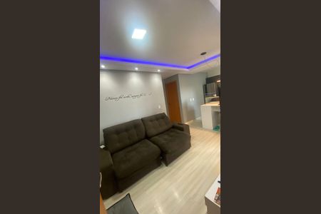 Sala de apartamento para alugar com 2 quartos, 42m² em Canudos, Novo Hamburgo