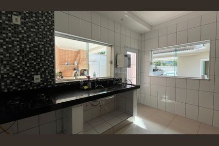 Casa para alugar com 3 quartos, 426m² em Loteamento Arboreto dos Jequitibas (sousas), Campinas