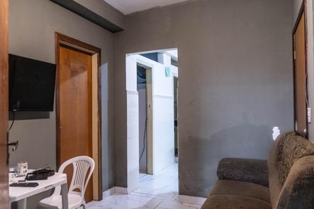 Sala de casa para alugar com 2 quartos, 75m² em Betânia, Belo Horizonte