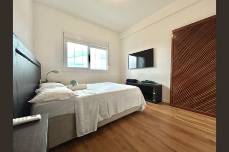 Quarto de apartamento para alugar com 1 quarto, 52m² em Campeche, Florianópolis