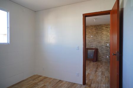 Quarto 1 de apartamento para alugar com 1 quarto, 38m² em Costa E Silva, Porto Alegre