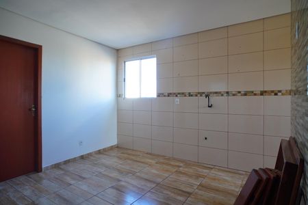 Sala_Cozinha de apartamento para alugar com 1 quarto, 38m² em Costa E Silva, Porto Alegre